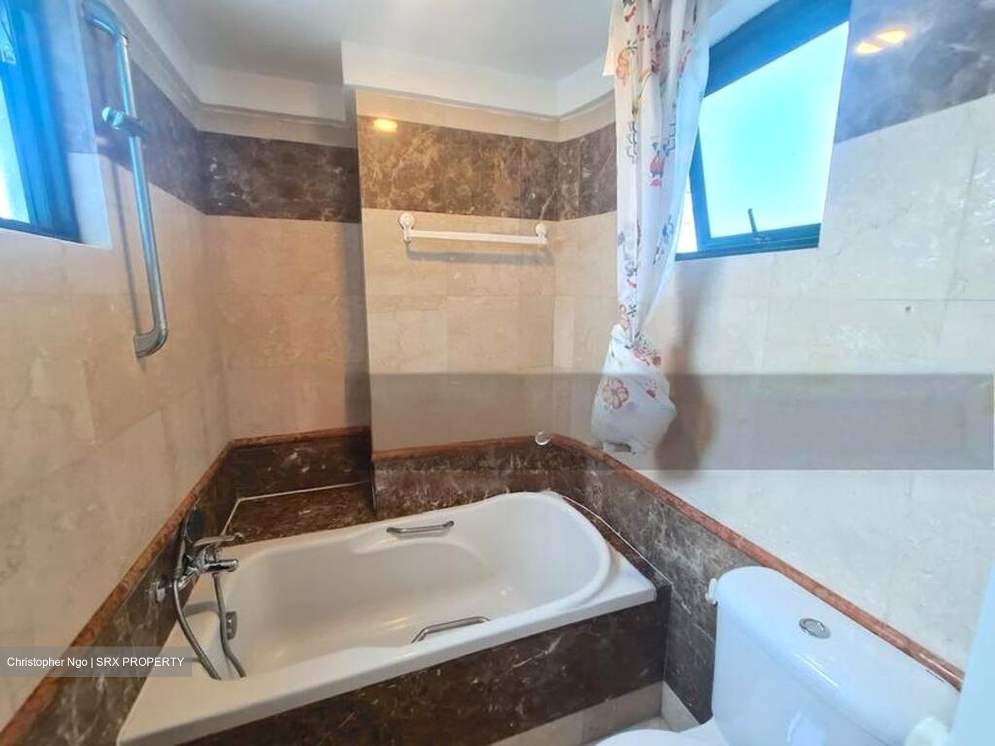 Surrey Road (D11), Condominium #481086711